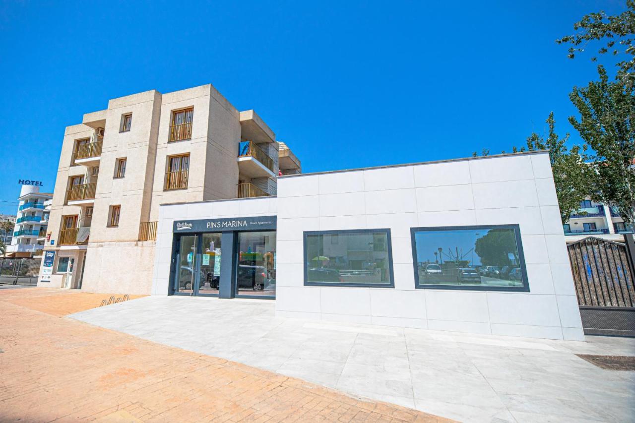 Rentalmar Pins Marina Cambrils Exterior photo